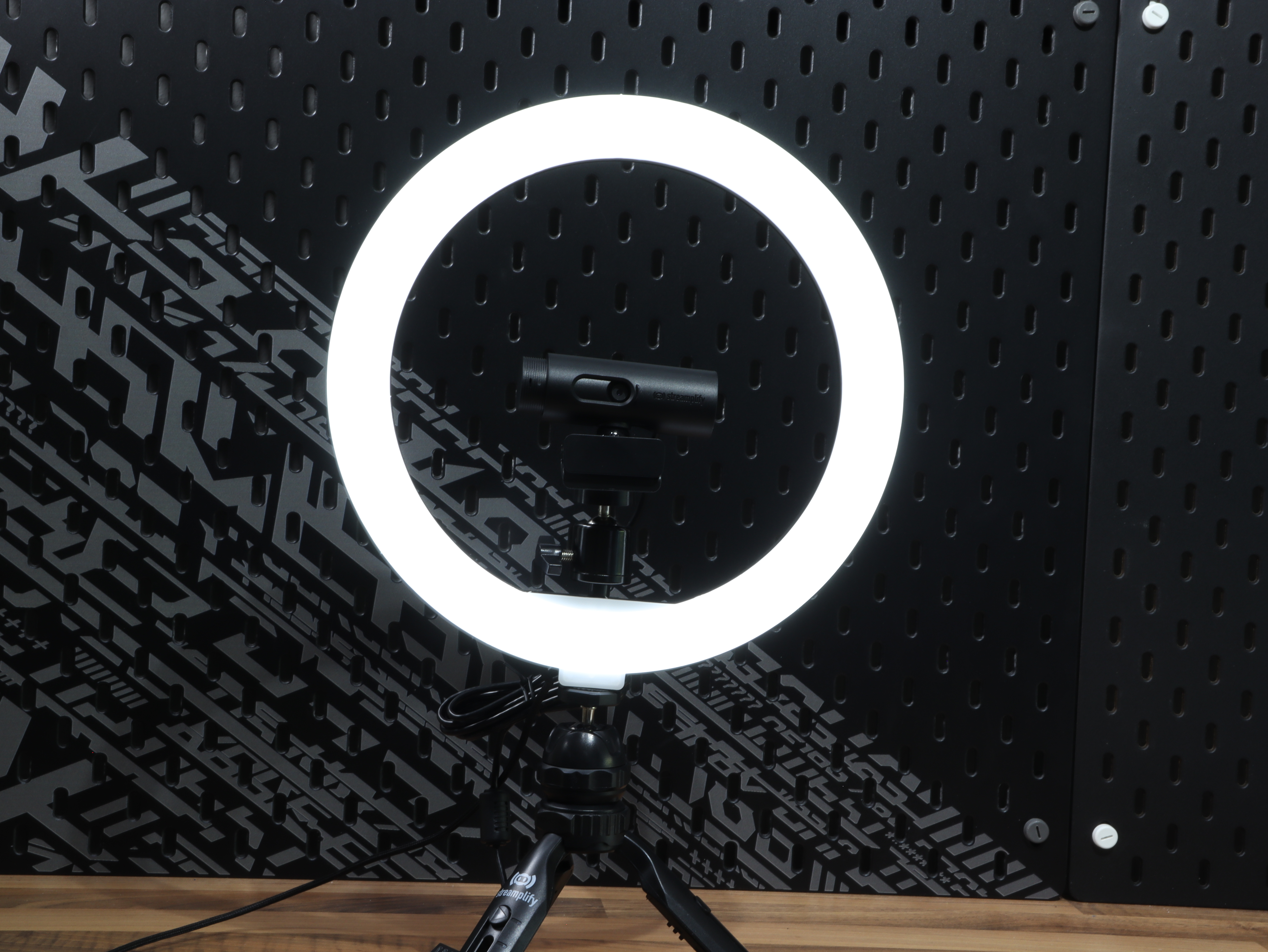 streaming mic acoustic light 10 plates cam focus Streamplify arm 14 sound fps FHD lumen podcast RGB slim auto.JPG